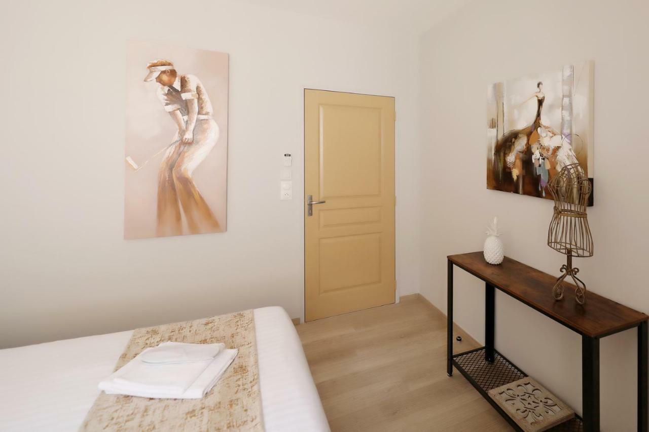 Le Porta 5 Apartman Albi Kültér fotó